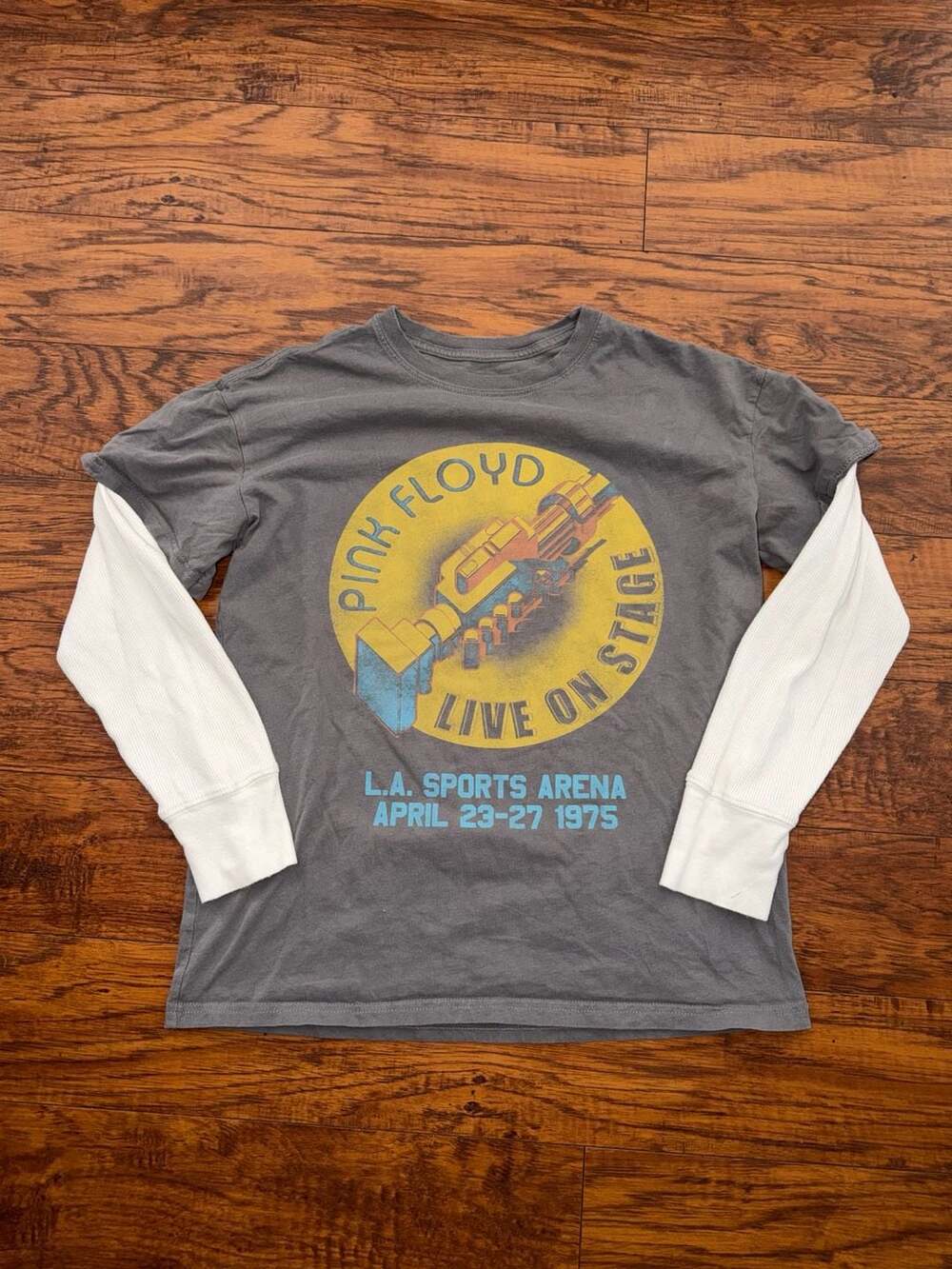 Junk Food Pink Floyd Live on Stage LA Sports Arena 1975 Layered Long Sleeve T-Sh